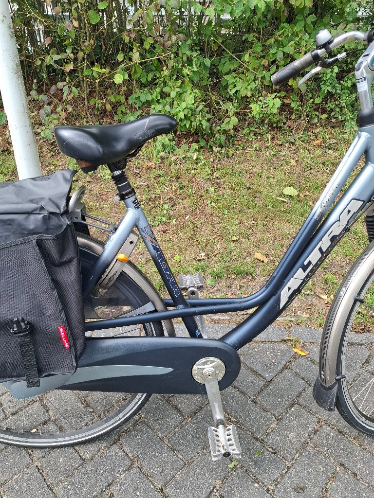 Altra damesfiets met fietstassen, Gebruikt, Versnellingen, 50 tot 53 cm, Trommelrem