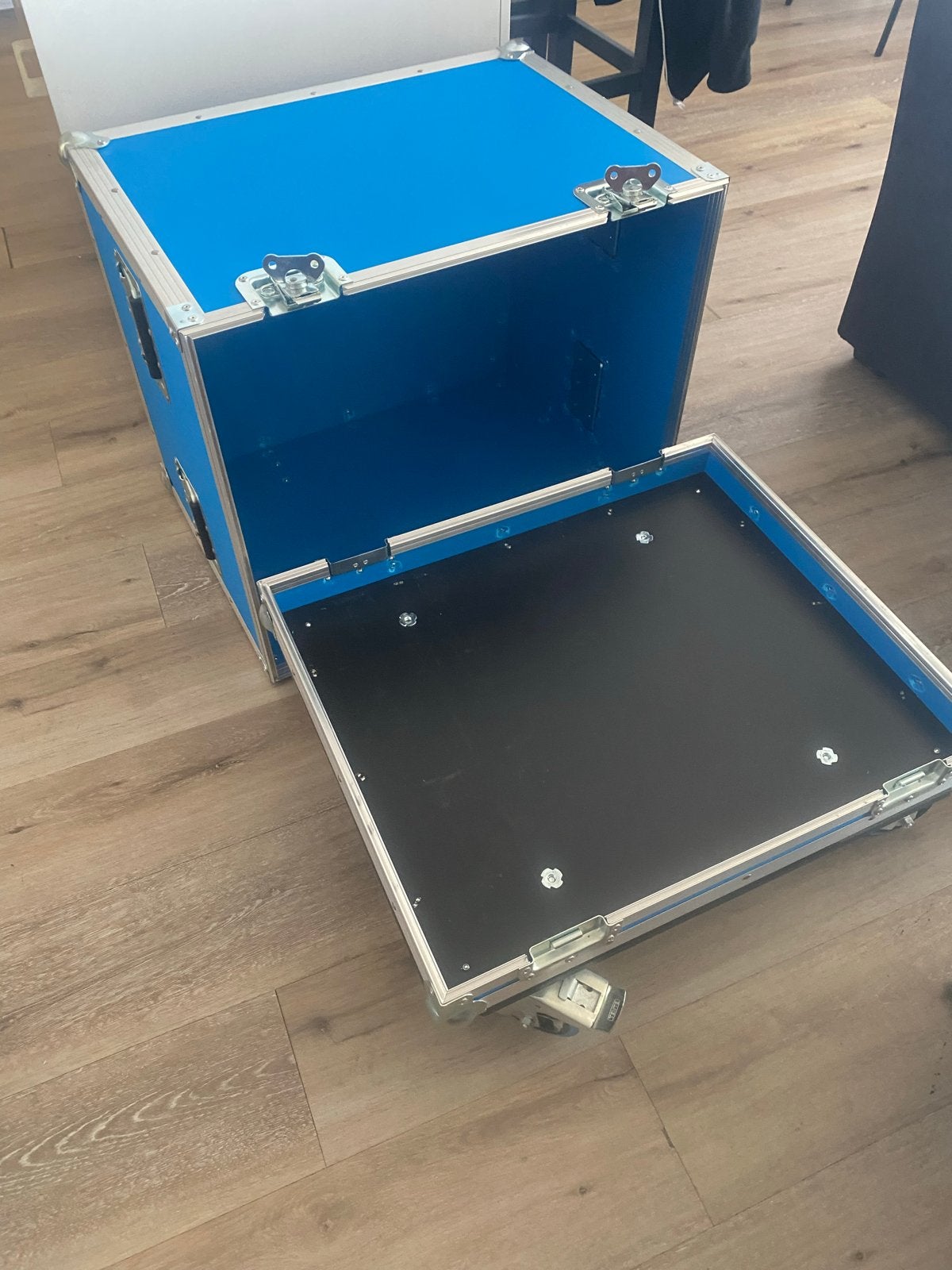 Thon flightcase / stolpcase - Nieuwstaat, Nieuw, Ophalen of Verzenden, Nvt, Flightcase
