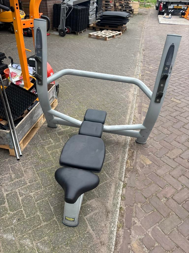 Technogym Benchpress