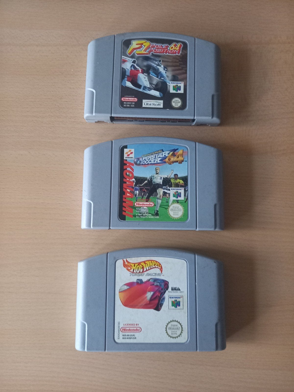 Nintendo 64 Games

Hot Wheels
Superstar Soccer 64
F1 pole po, Ophalen, Gebruikt