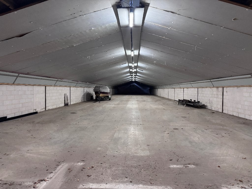 Indoor Stalling Boot/Caravan /Camper Maaseik (B), Ophalen, Gebruikt