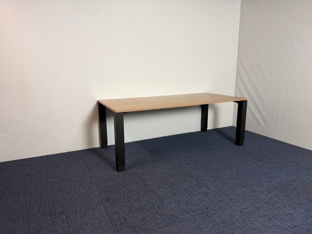 Bureau, Kersen Havanna blad, zwart frame, 200 x 96 cm., Ophalen, Gebruikt, In hoogte verstelbaar, 96 cm