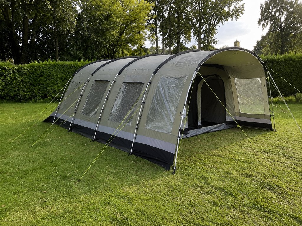 Outwell Wolf Lake 7 familietent, Caravans en Kamperen, Ophalen, Gebruikt, Meer dan 6