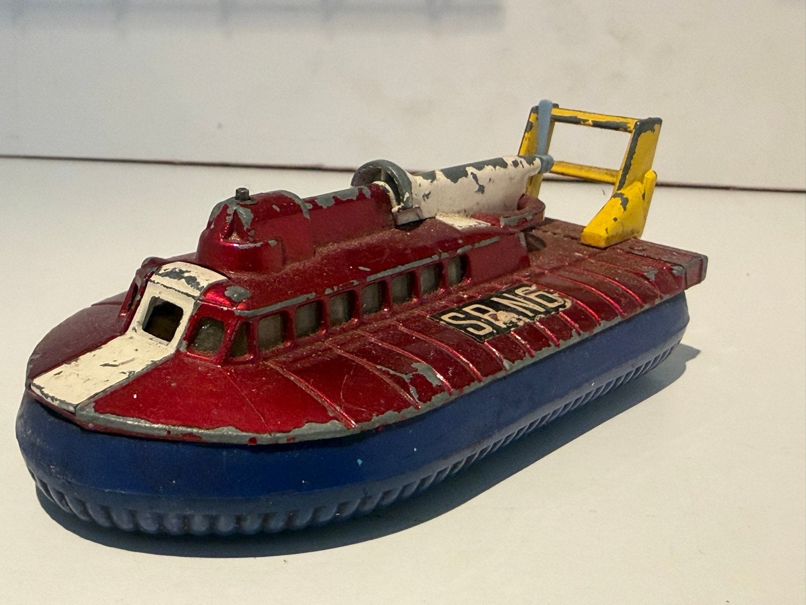 Vintage Dinky Toys SRN6 Hovercraft - Made in England, Ophalen of Verzenden, Gebruikt