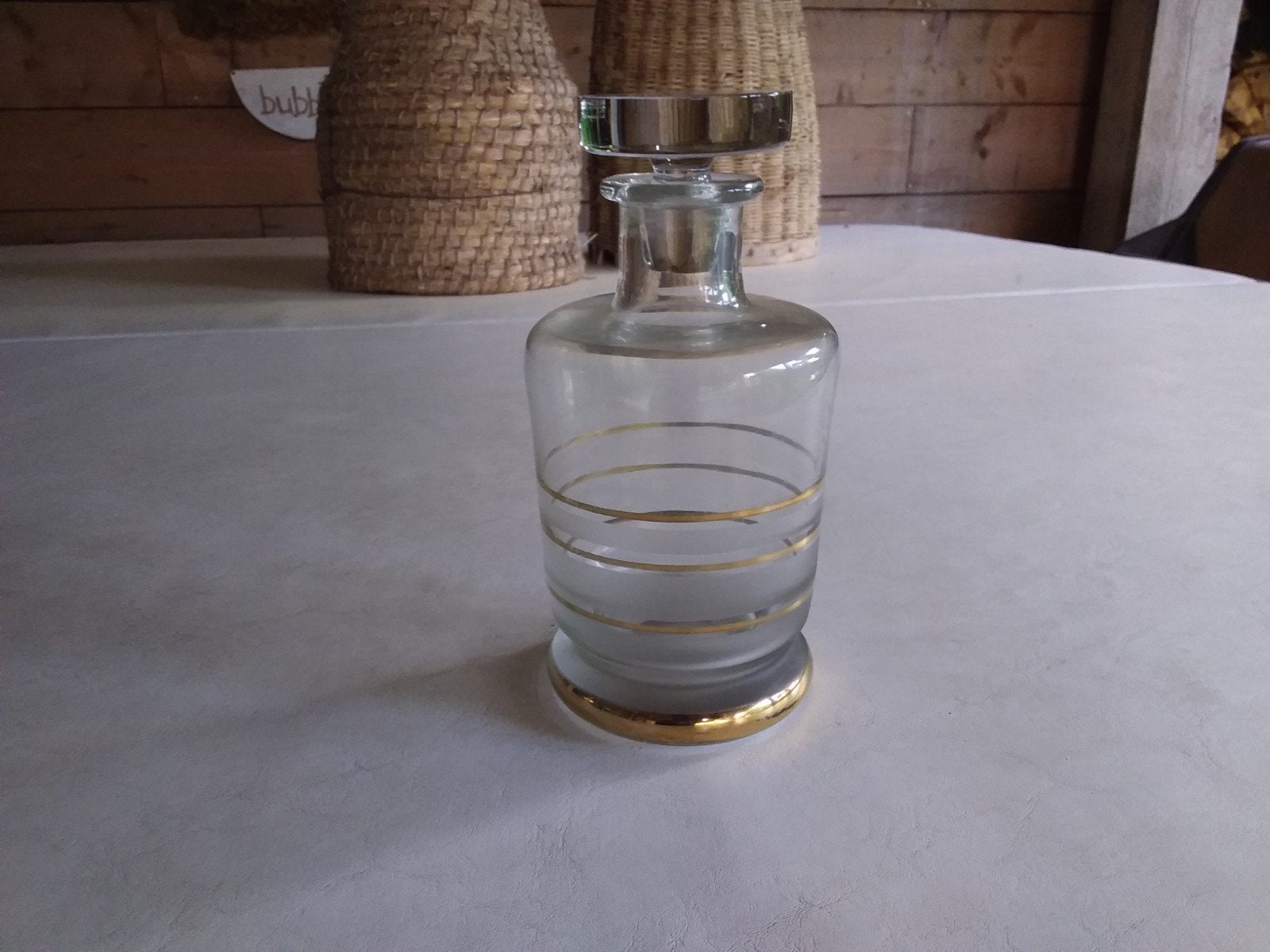 Vintage glazen karaf met gouden accenten, Antiek en Kunst, Antiek | Glas en Kristal, Ophalen of Verzenden