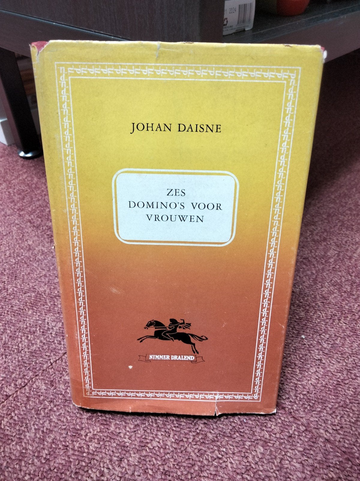 Johan Daisne zes domino's voor vrouwen, Boeken, Ophalen of Verzenden, Gelezen