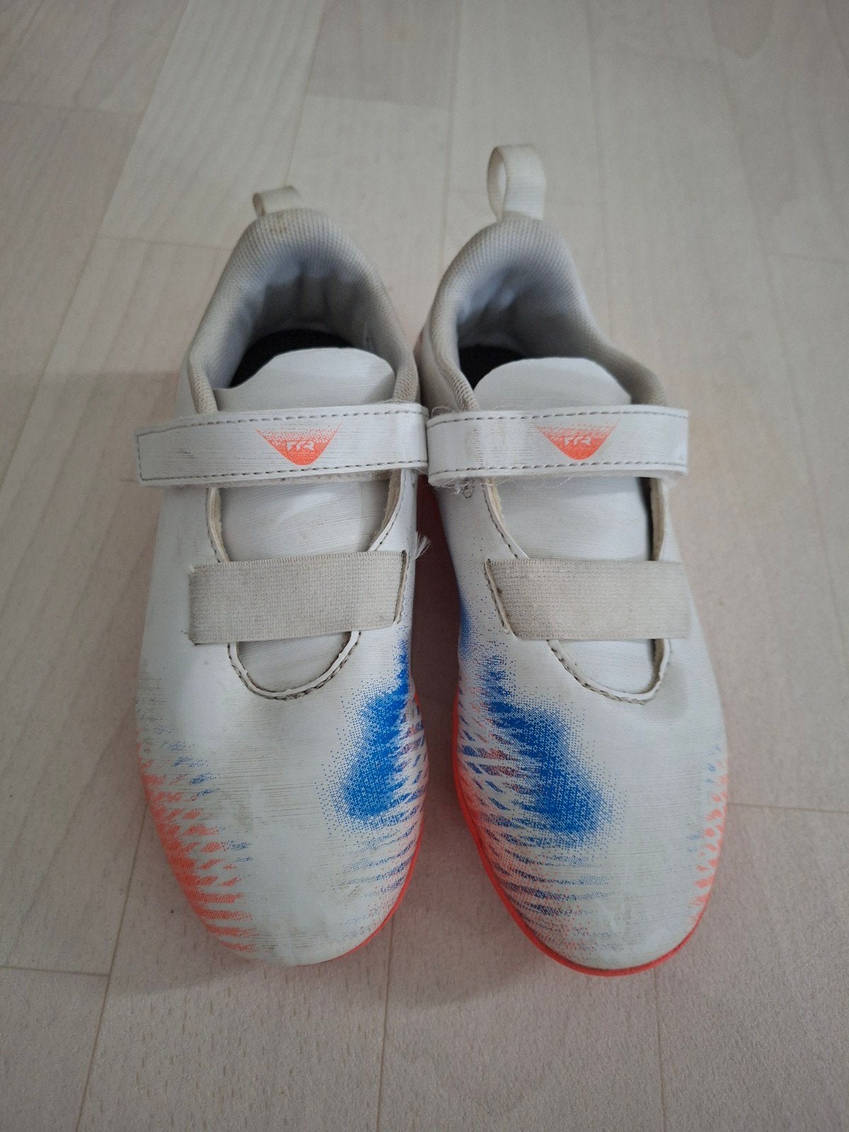 Voetbalschoenen maat 30, Sport en Fitness, Voetbal, Maat XS of kleiner, Ophalen of Verzenden, Gebruikt, Schoenen