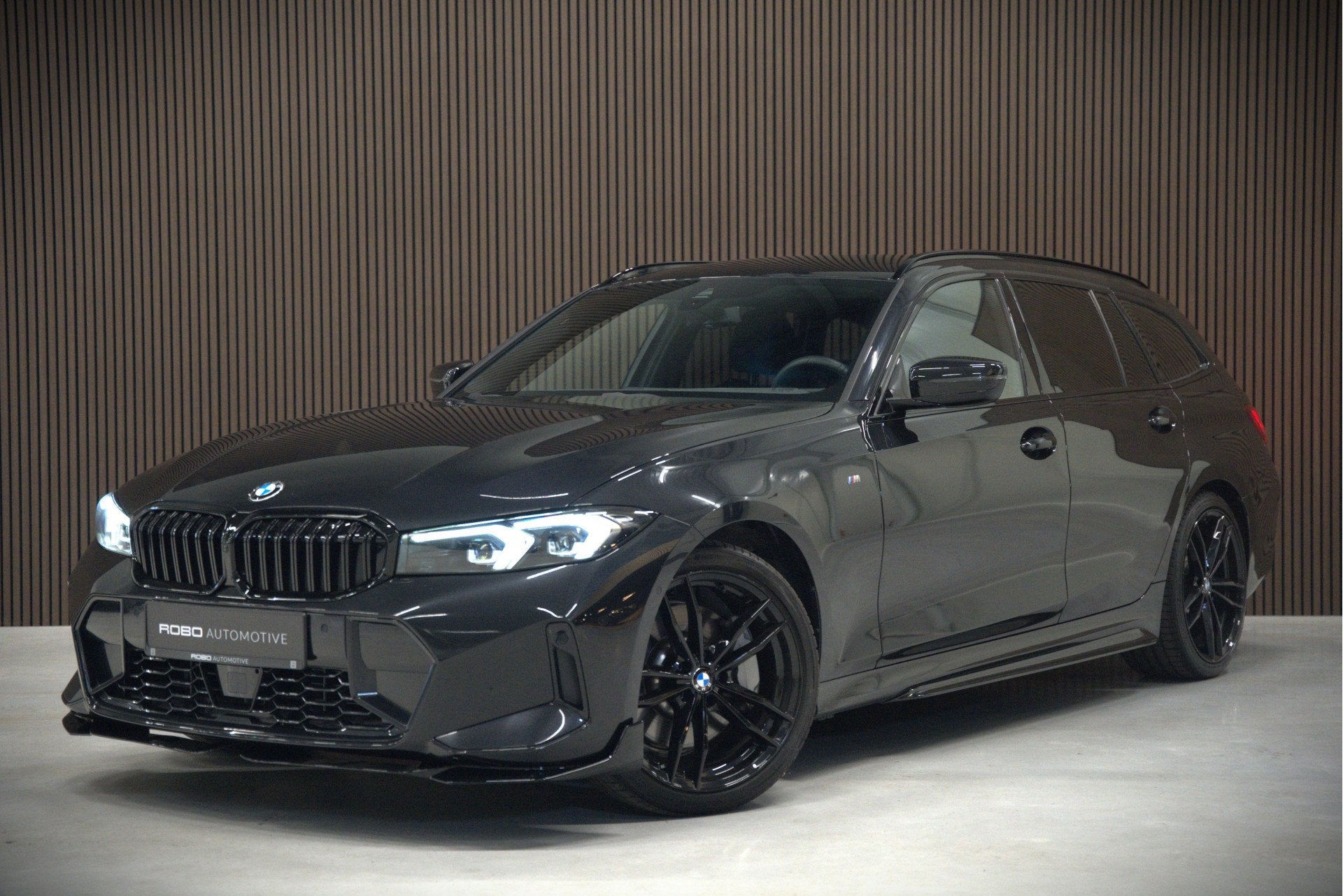 BMW 3 Serie Touring 330i xDrive High Excecutive M Sport | M, Auto's, Automaat, Gebruikt, Zwart, 4 cilinders