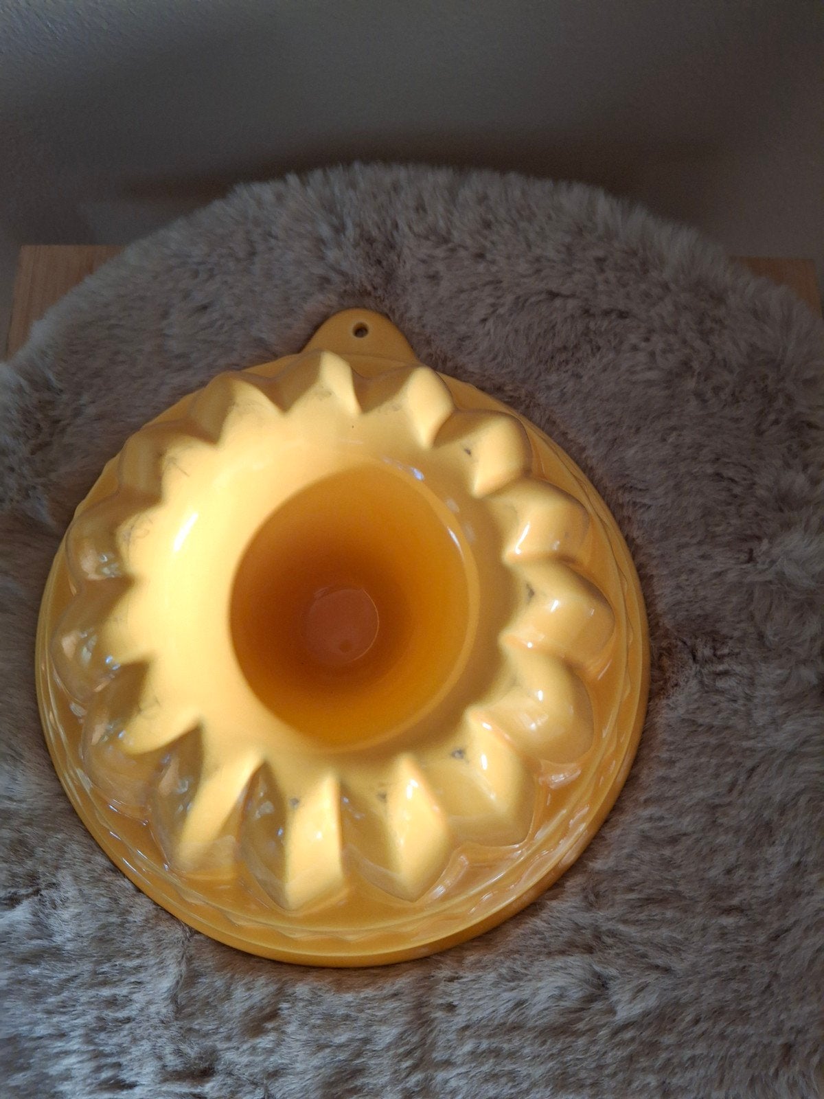 Gele keramieken puddingvorm, Ophalen of Verzenden