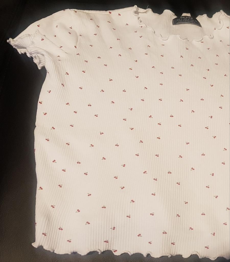 Bershka cropped t-shirt maat m wit met kersen cherry tshirt, Maat 38/40 (M), Verzenden, Wit, Bershka