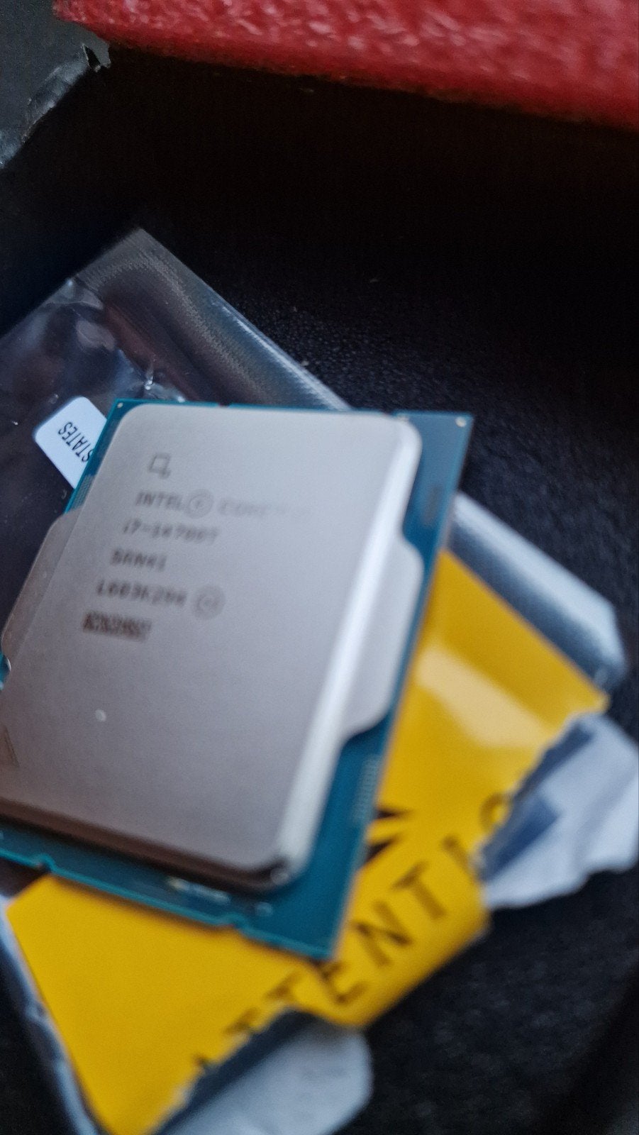 Intel Core i7 processor 14700T, Computers en Software, Processors, Ophalen of Verzenden, Nieuw, Intel Core i7, 4 Ghz of meer