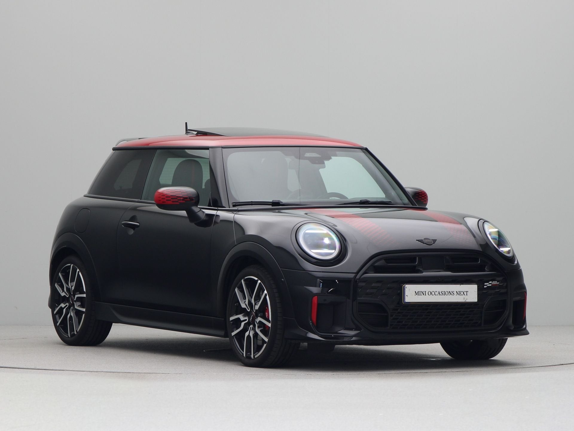 MINI Cooper John Cooper Works Pakket XL (bj 2025, automaat), 1998 cc, Gebruikt, 4 cilinders, Met garantie (alle)