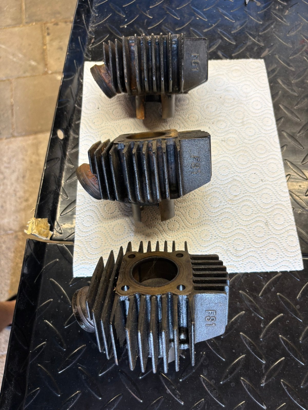 Yamaha fs1 cilinders, Fietsen en Brommers, Brommeronderdelen | Oldtimers, Ophalen of Verzenden, Cilinder, Yamaha