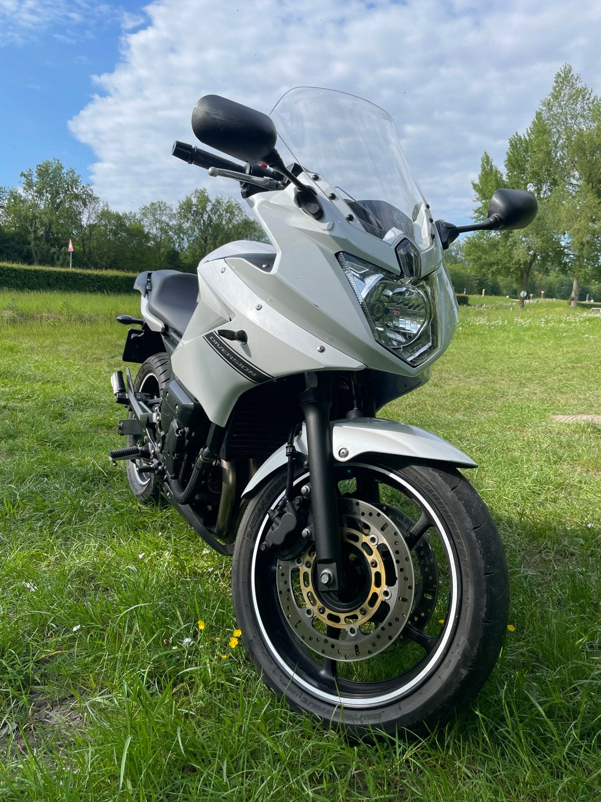 Yamaha XJ6 S DIVERSION- Nieuwe achterband, weinig gereden, Particulier, Gebruikt, Toermotor