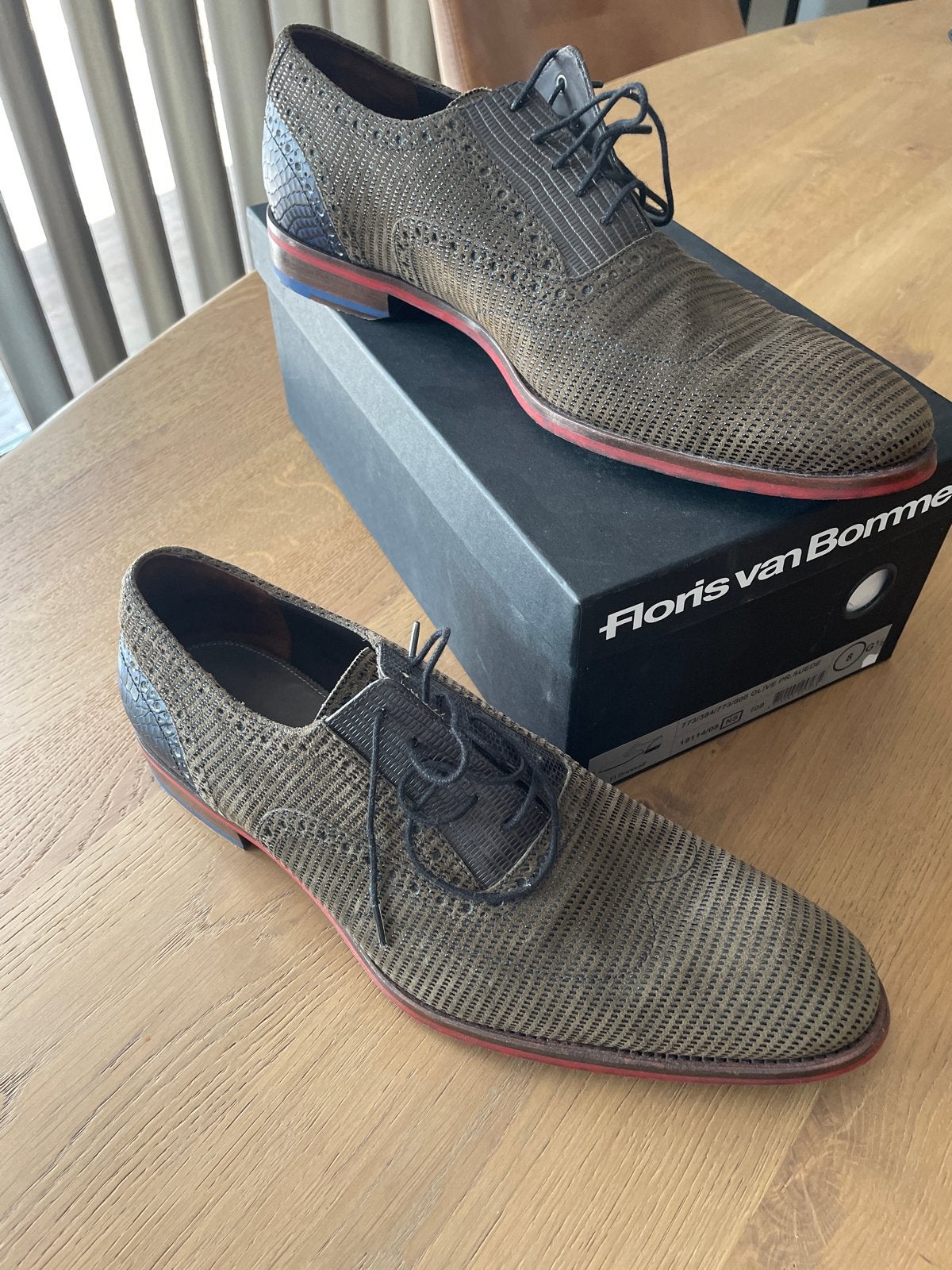 Floris van Bommel Schoenen maar 8- Olijfgroen Suede, Ophalen of Verzenden, Zo goed als nieuw, Overige kleuren, Veterschoenen