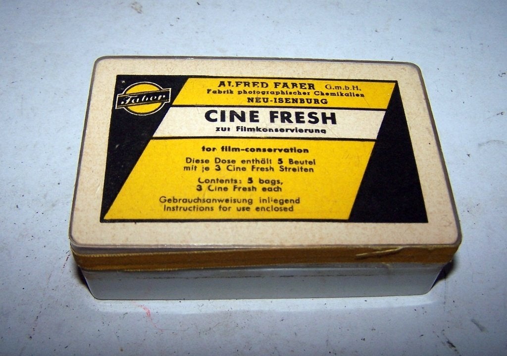 Doos met zakjes Faber Cine Fresh smalfilmconserveringstrips., Ophalen of Verzenden, Accessoire