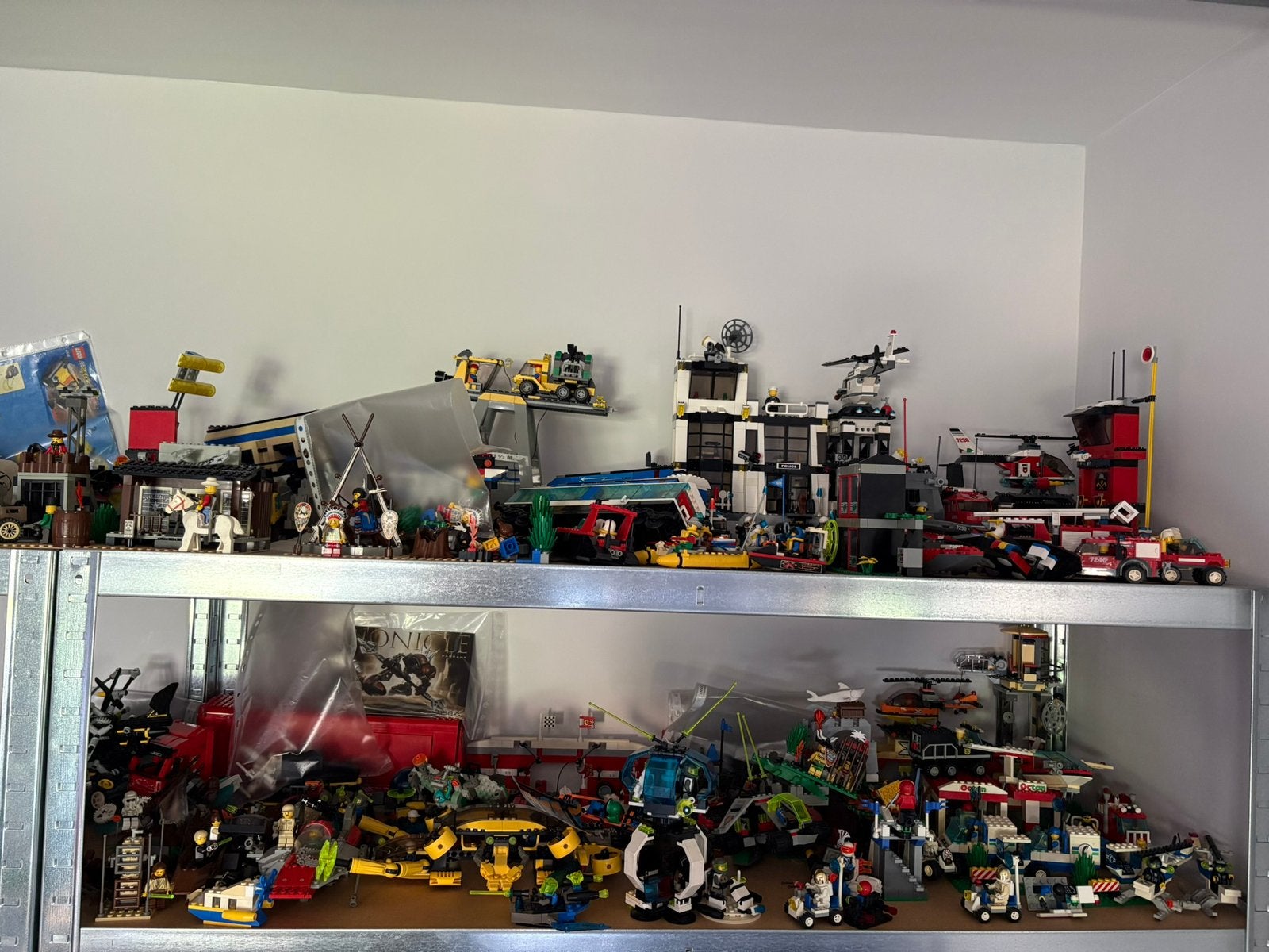 LEGO Verzameling 200+ sets Space Star Wars Town Technic etc., Ophalen, Gebruikt, Complete set, Lego