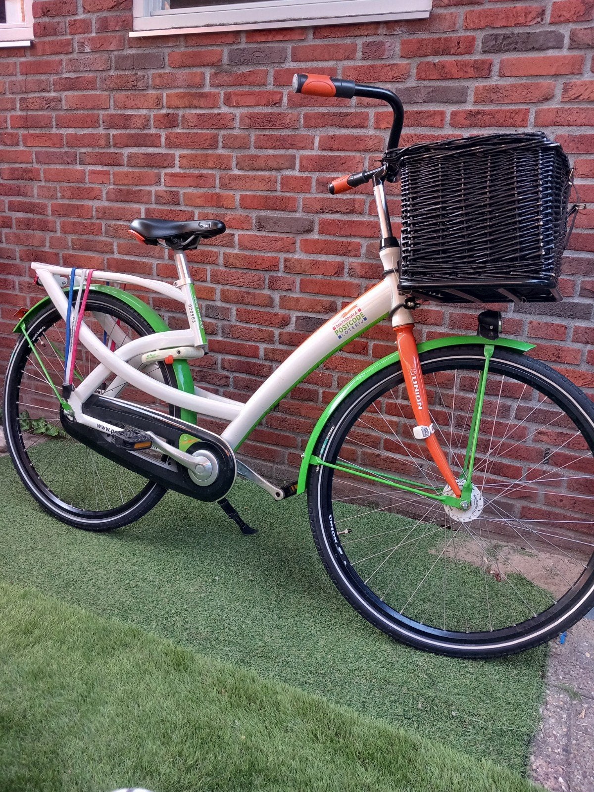 Union fiets met mand en bagagedrager, Velgrem, Versnellingen, Zo goed als nieuw, Ophalen
