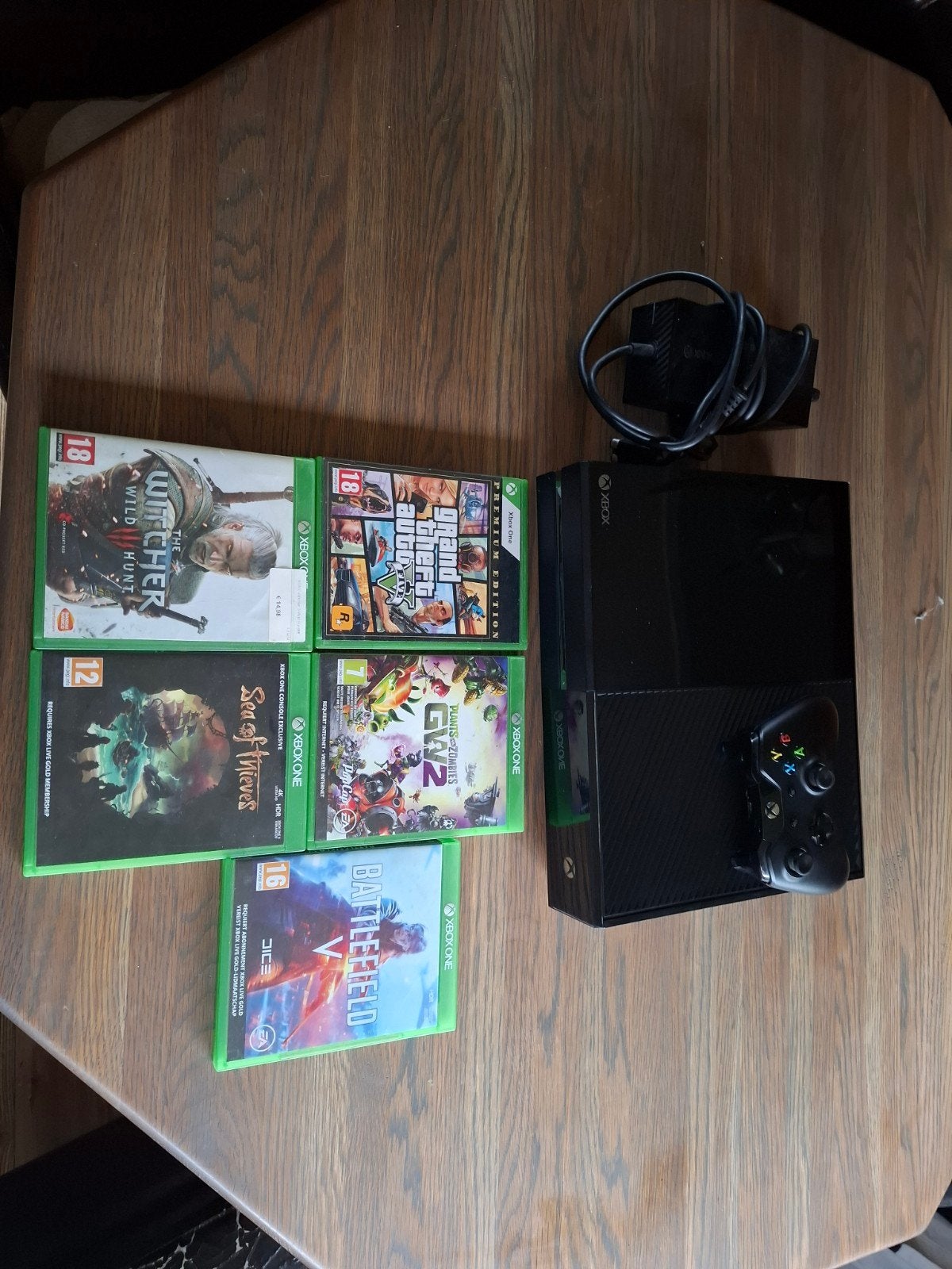 Xbox One met 5 games en controller, Xbox One, Ophalen of Verzenden, Met 1 controller, 500 GB