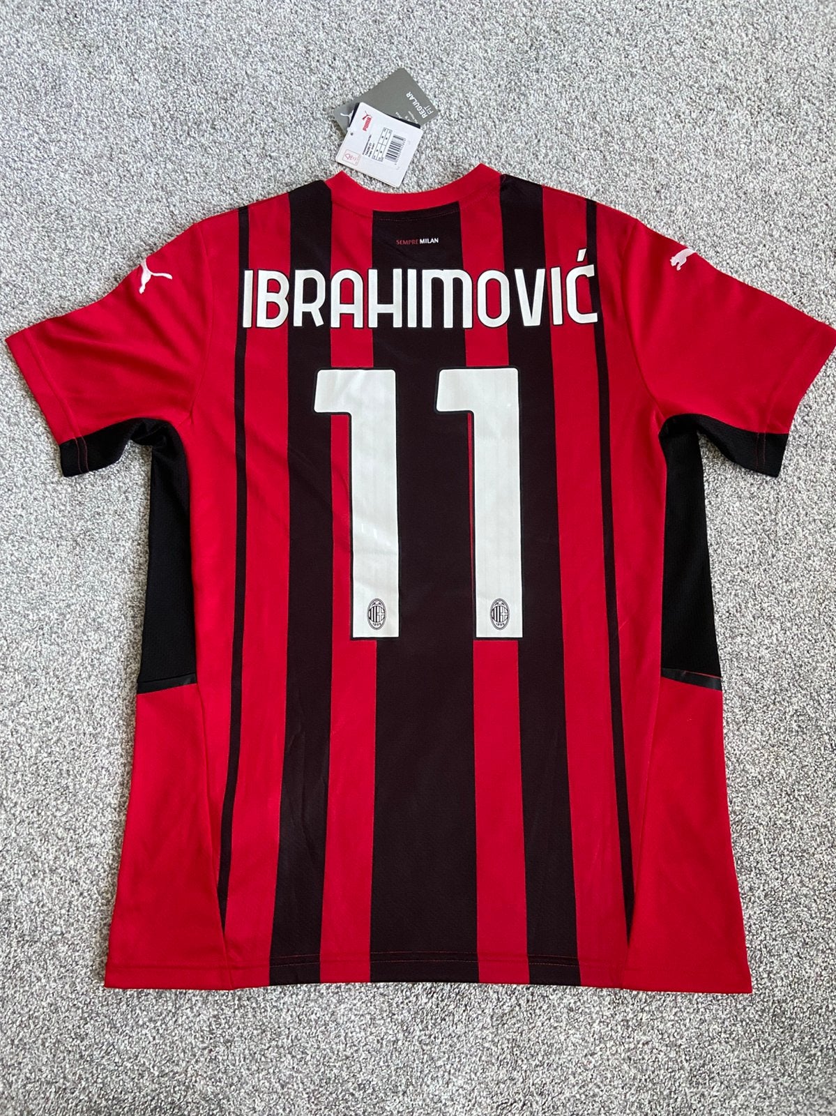 Origineel AC Milan 21/22 Ibrahimovic M shirt, Maat M, Ophalen of Verzenden, Nieuw, Shirt