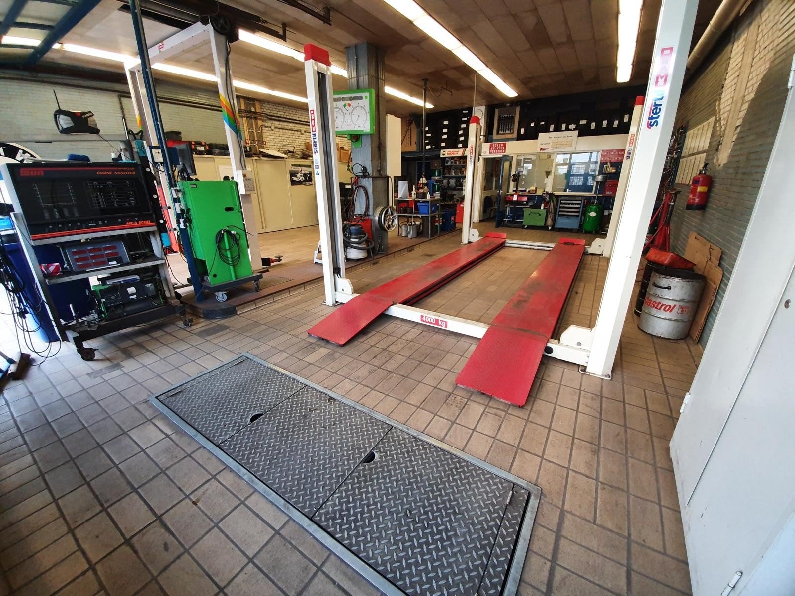 Bosch Rollenbank voor garage - Inclusief display, Ophalen, Gebruikt