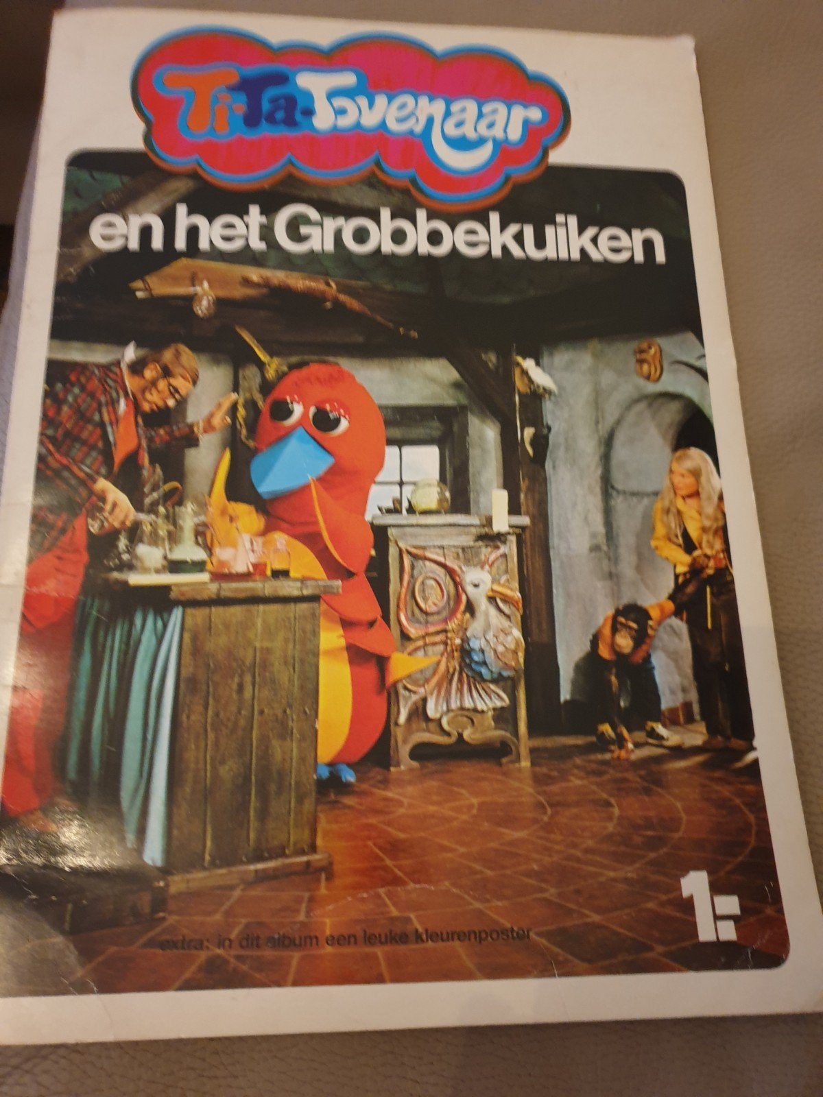 Ti-Ta Tovenaar en het Grobbekuiken - Vintage stripboek, Ophalen of Verzenden, Gelezen, Fictie algemeen