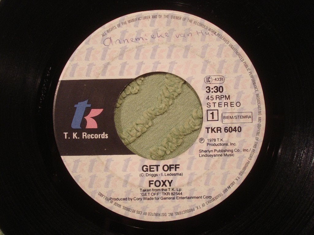 Foxy 7" Vinyl Single: ‘Get off’ (Nederland), Ophalen of Verzenden, Gebruikt, 7 inch, Pop