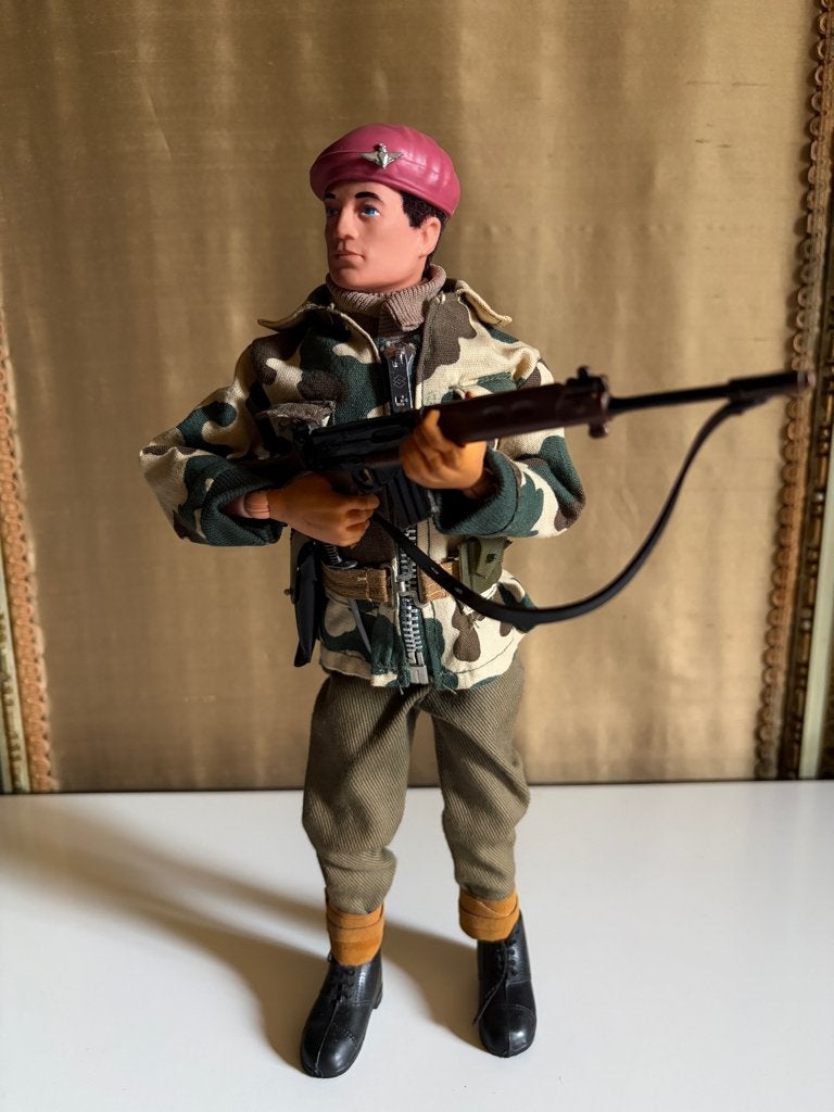 Palitoy Vintage Action Man Parachute Regiment + extra's, Verzamelen, Ophalen of Verzenden, Gebruikt