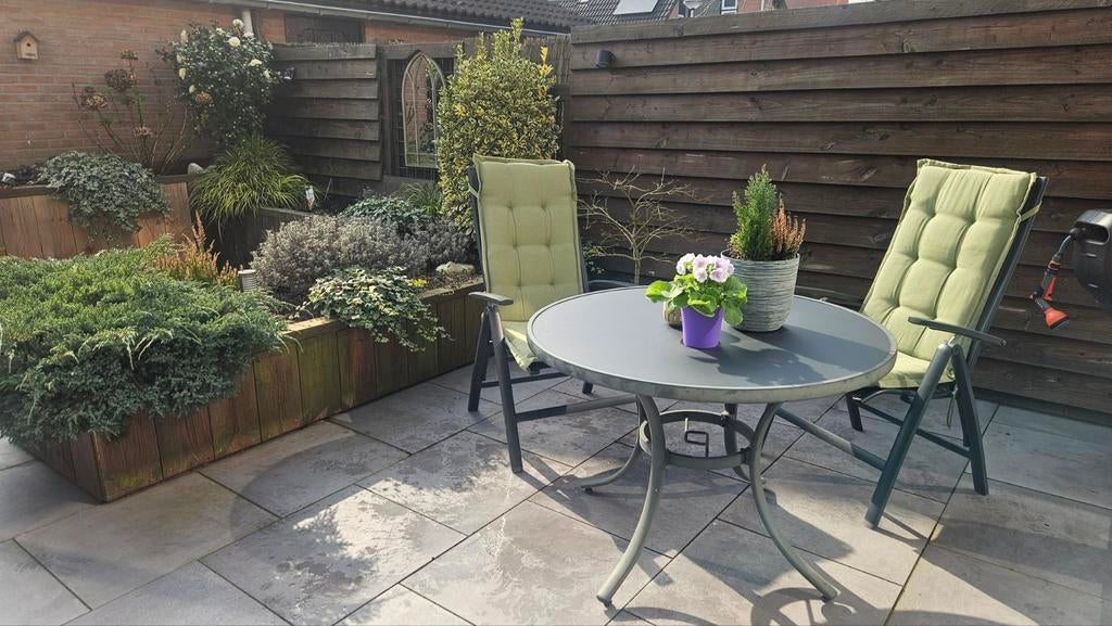 Tuinset Le Sud: Ronde Tafel, 4 Verstelbare Stoelen, Tuin en Terras, Tuinsets en Loungesets, Ophalen of Verzenden, Zo goed als nieuw