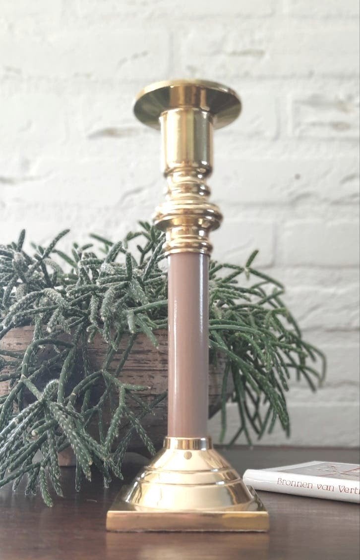 Stijlvolle messing kandelaar met taupe kleurig middenstuk, Ophalen of Verzenden, Koper of Brons