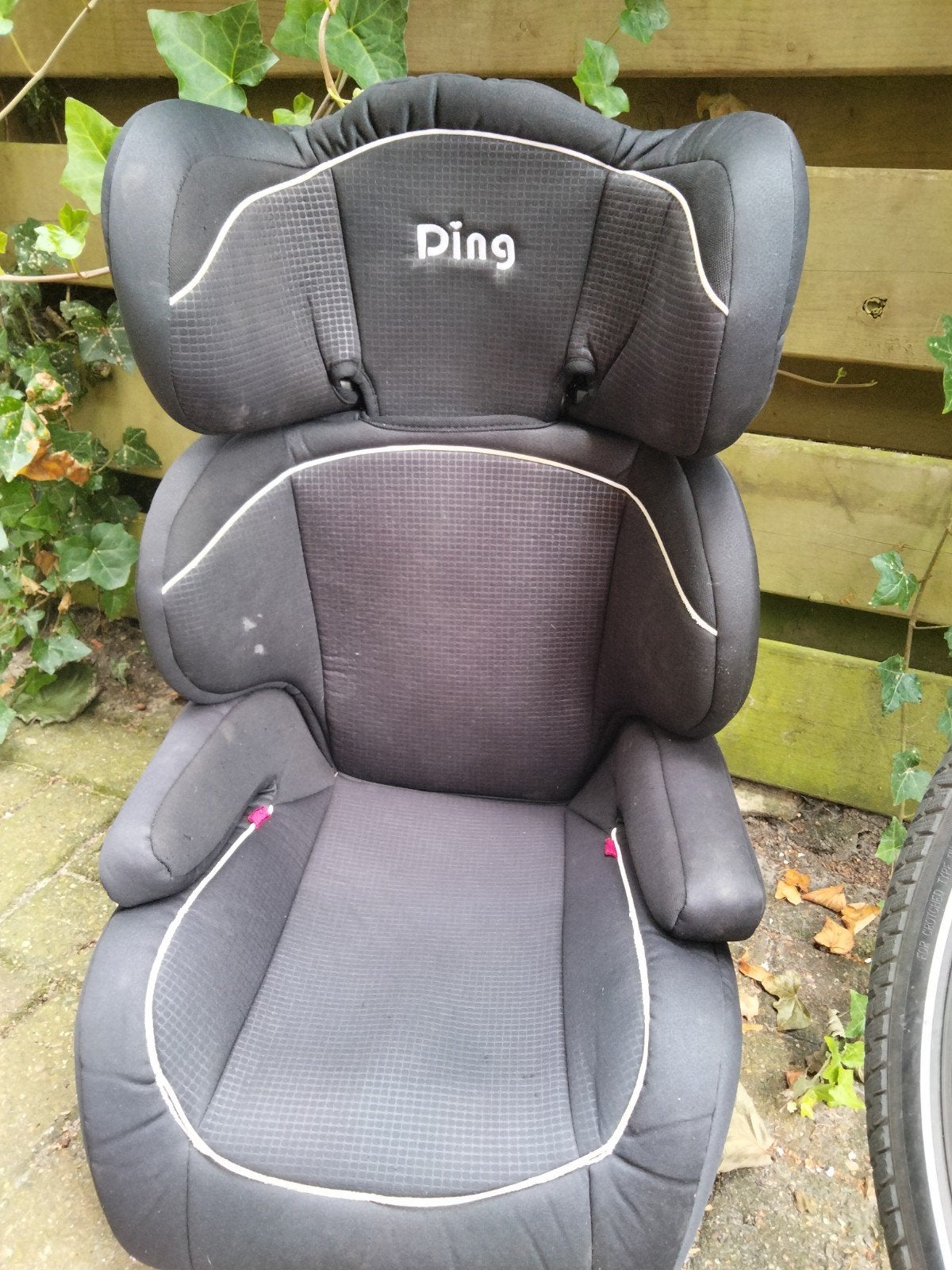 Autostoel Ding - Comfortabel en Veilig voor Onderweg, 15 t/m 36 kg, Zijbescherming, Ophalen, Overige merken