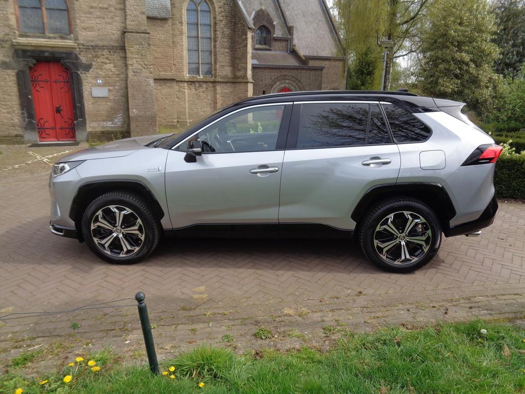 TOYOTA RAV4 2.5 Plug-in Hybrid 306pk CVT AWD Bi-Tone Plus bi, Automaat, 12 maanden, Gebruikt, 4 cilinders
