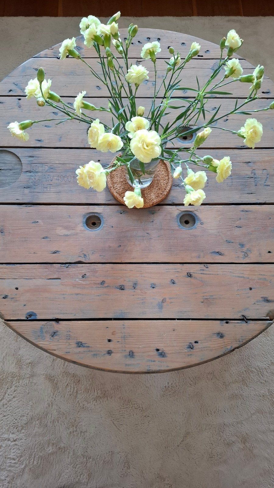 Ronde houten tafel., Ophalen, Gebruikt