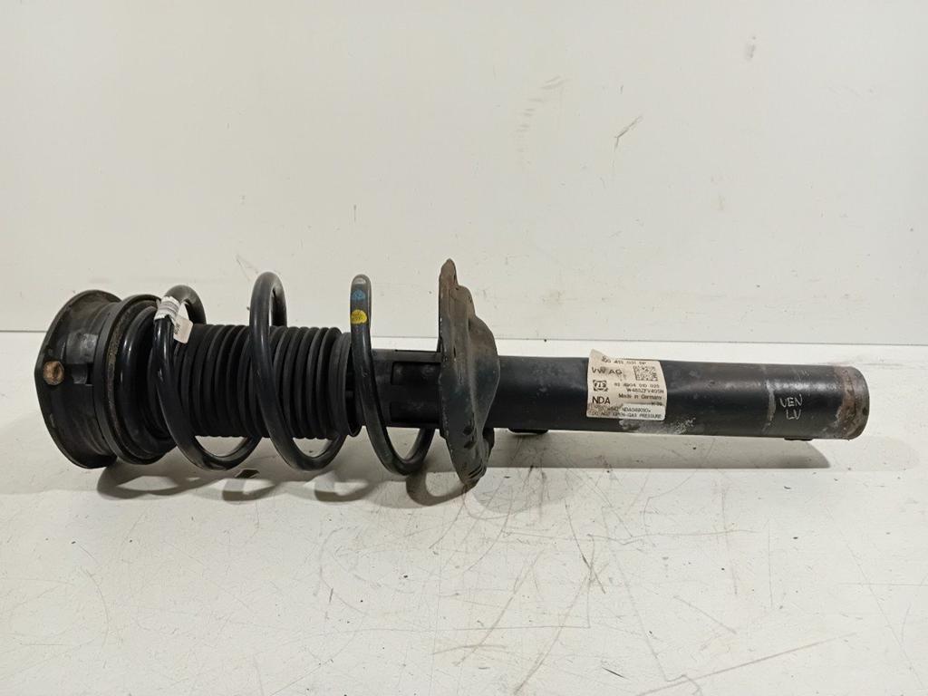 Veerpoot links voor Volkswagen Passat, Auto-onderdelen, Onderdelen@venauto.nl, Van der Ven Autorecycling B.V., Gebruikt, Ettenseweg 76, 4706 PB Roosendaal, The Netherlands