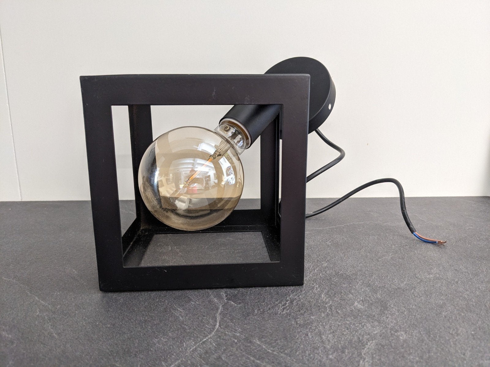 Zwarte kubus lamp met E27 fitting - staal, Ophalen, Zwart, Inclusief lichtbron, E27 (groot)