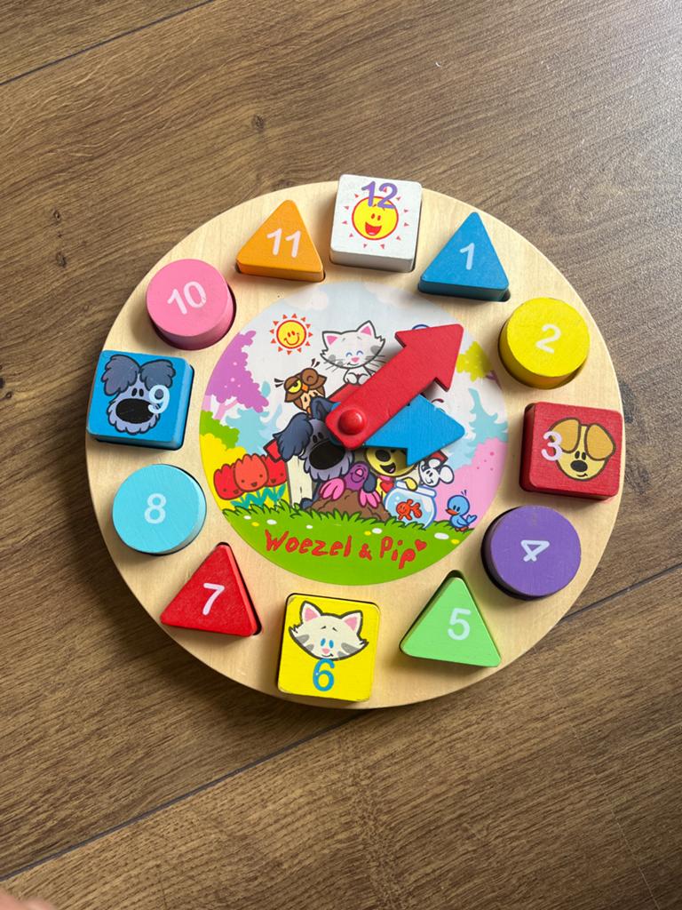 Houten klok woezel &pip, Ophalen, Gebruikt
