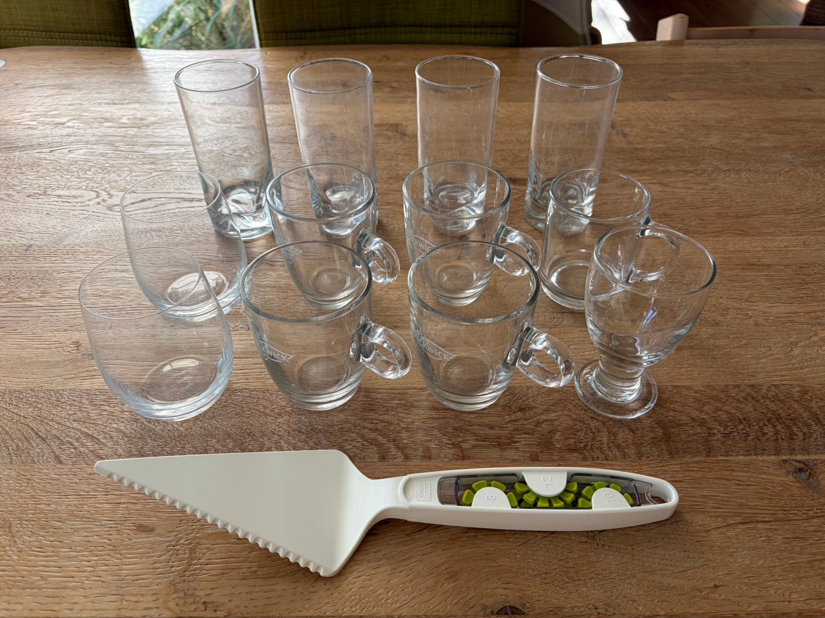 Gratis theeglazen o.a. Pickwick, drinkglazen en taartschep, Ophalen, Glas of Glazen, Overige merken, Overige stijlen