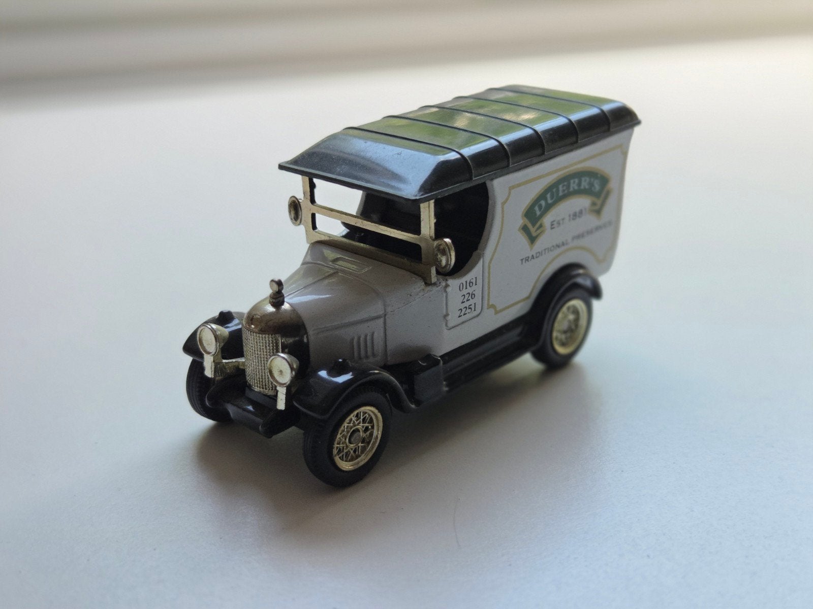 Oxford Vintage Diecast modelauto Duerr's Bestelwagen, Ophalen of Verzenden, Gebruikt