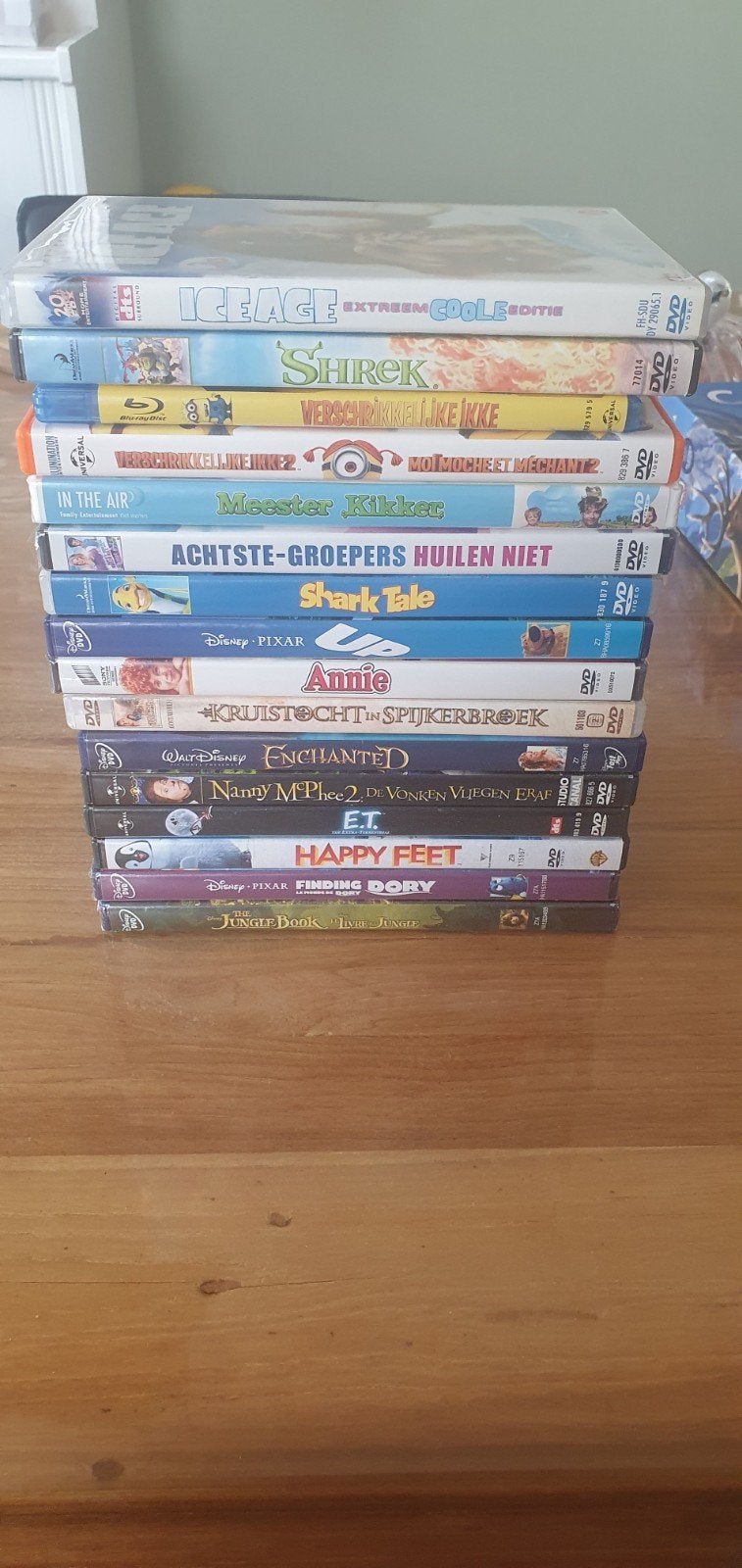 Verschillende kinderfilms op DVD en Blu-ray (16 stuks), Gebruikt, Animatie, Verzamelbox, Alle leeftijden