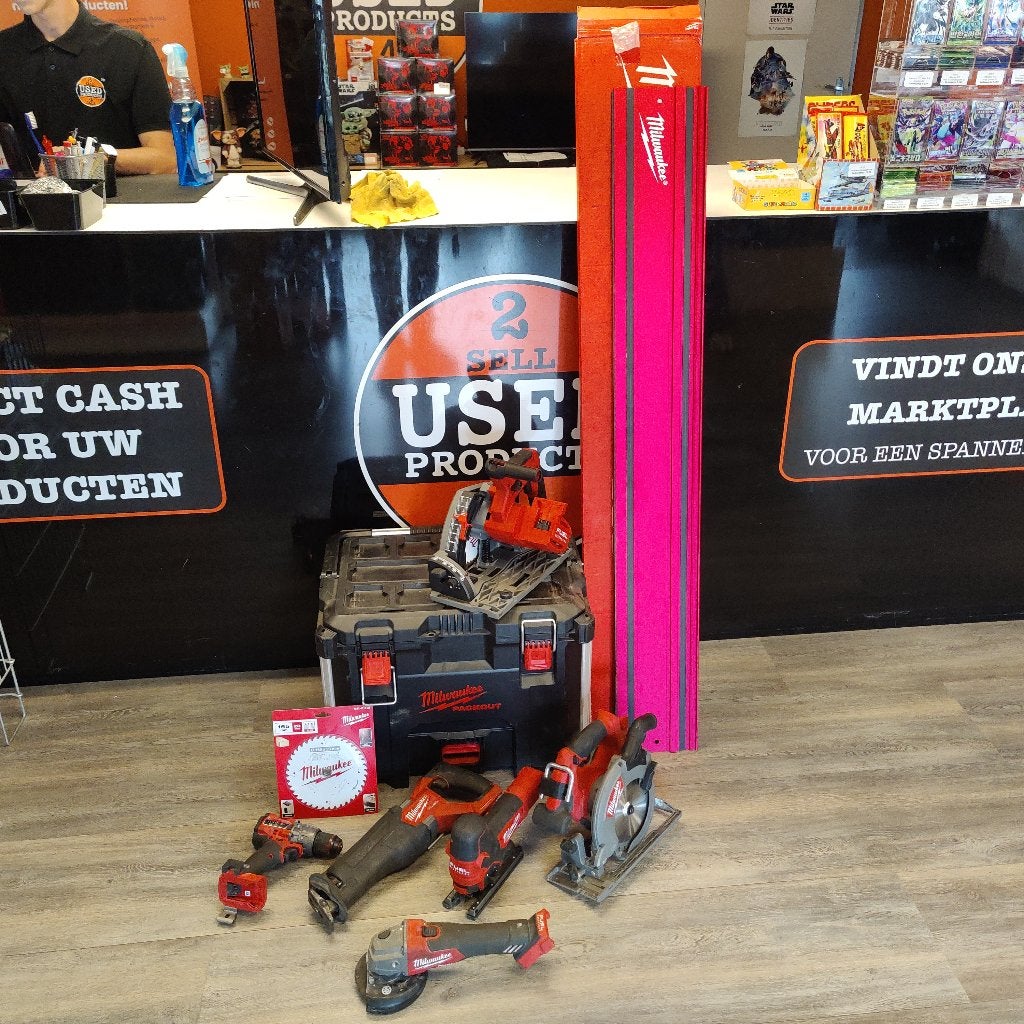 Milwaukee M18 Gereedschapsset || BIEDEN, Ophalen, Gebruikt, Decoupeerzaag, X
