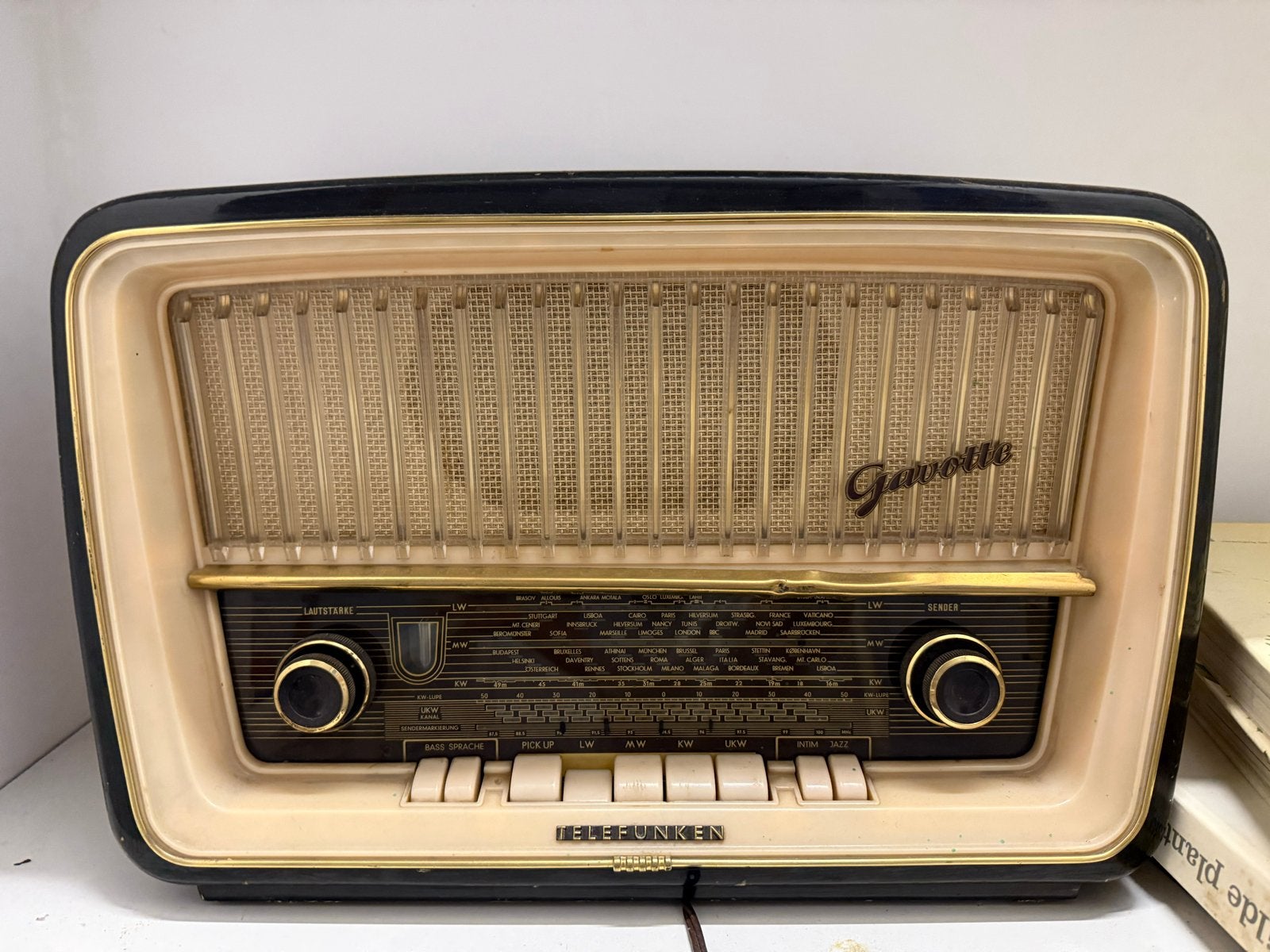 Vintage Telefunken Gavotte buizenradio, Ophalen, Gebruikt, Radio