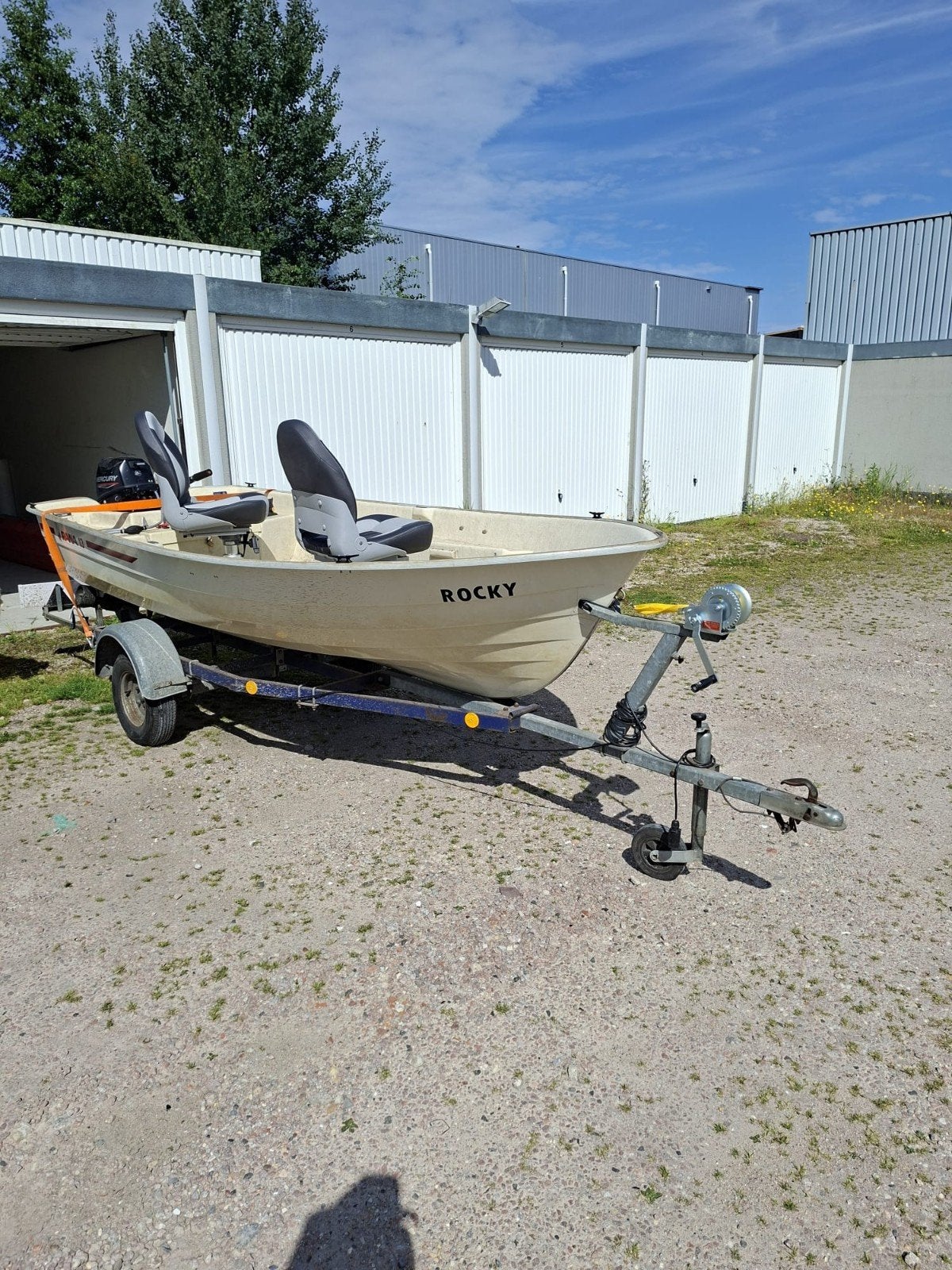 Rana 13 visboot met 9,9 Mercury buitenboordmotor, Visboot, Ophalen, Buitenboordmotor, Trailer