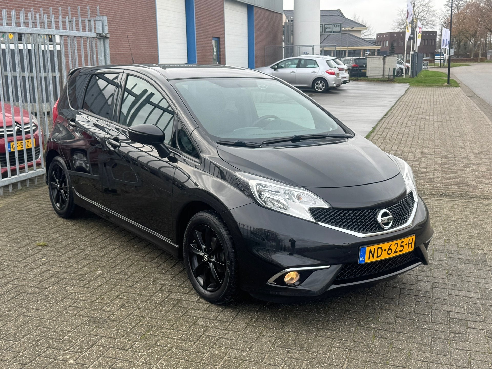 Nissan Note 1.2 Black Edition Sport! NL AUTO NAP! 1e eigenaa, Dealer onderhouden, Stof, 1198 cc, Bedrijf