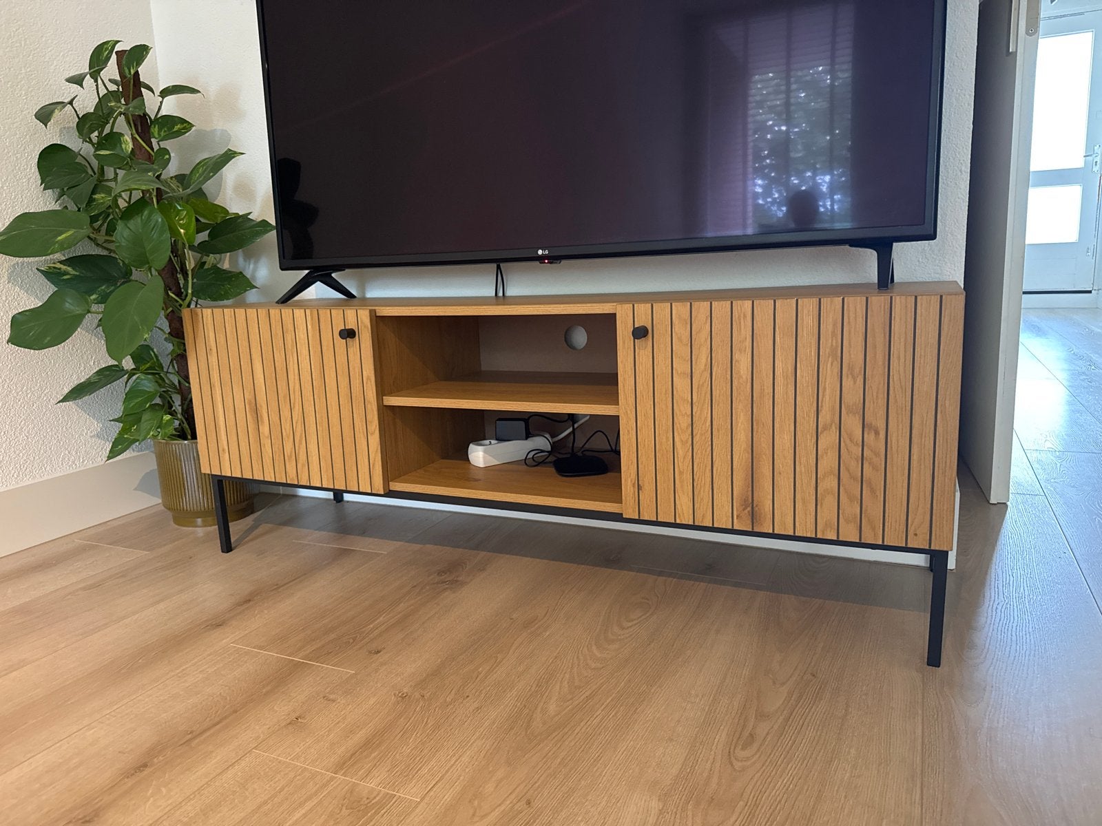 Jysk Heemdrup TV cabinet [SALE], Ophalen, 100 tot 150 cm, 100 tot 150 cm, Eikenhout