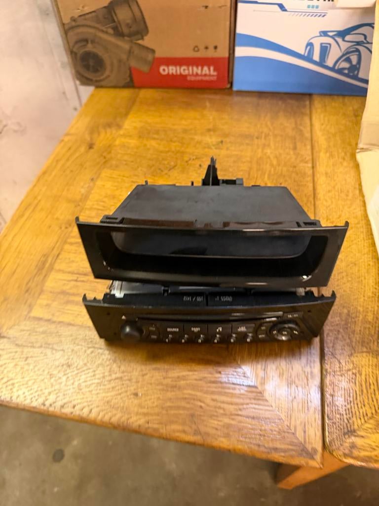 Peugeot 207 Radio CD Speler - Gebruikt, Auto diversen, Autoradio's, Ophalen of Verzenden, Gebruikt