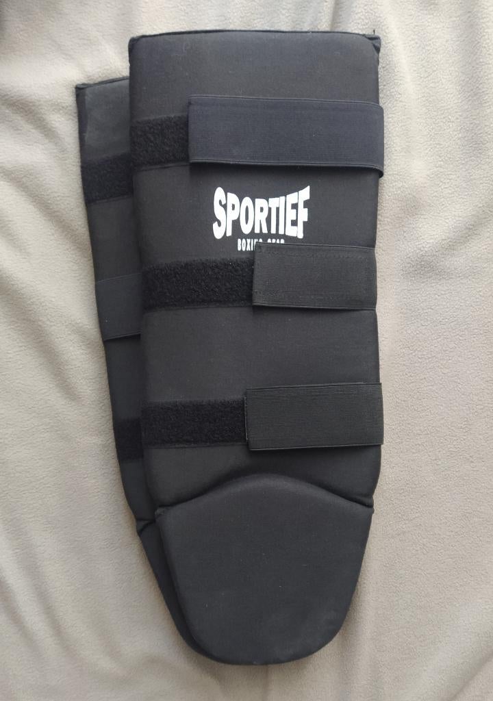 Scheenbeschermers, Ophalen, Overige, Vechtsportbescherming, Nieuw