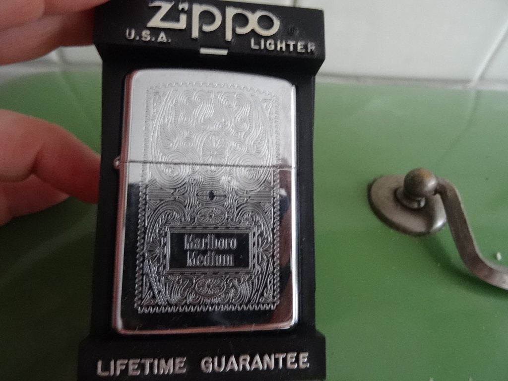 Oude Zippo aansteker Marlboro Medium, Ophalen, Gebruikt, Aansteker