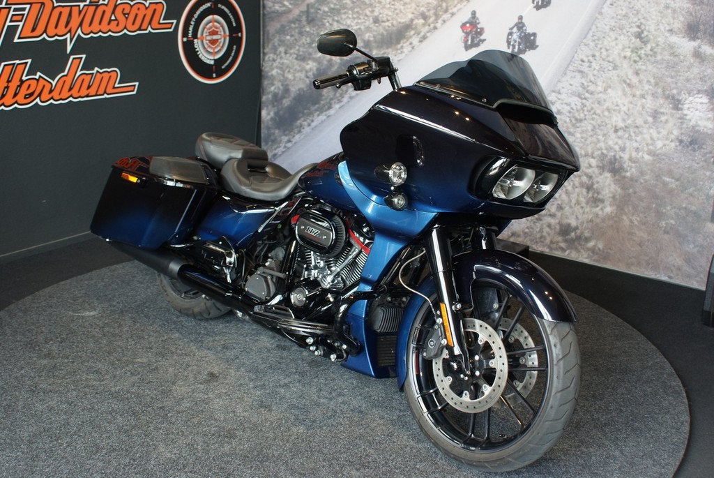 Harley-Davidson FLTRXSE CVO ROAD GLIDE (bj 2019), Laan van Vredenoord 33
2289 DA  RIJSWIJK, NL, Bedrijf, Overig, Sales@harleydavidsonrotterdam.nl
