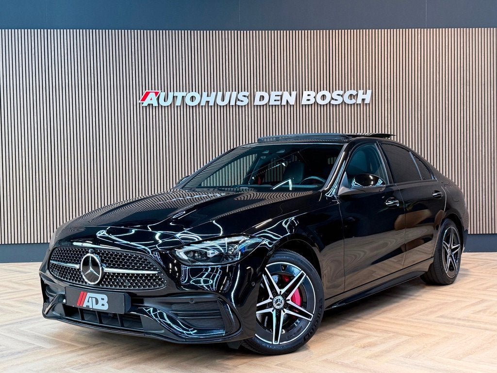 Mercedes-Benz C-klasse 300 e AMG Line 313PK - Burmester, Automaat, Achterwielaandrijving, 4 cilinders, 167 km/l