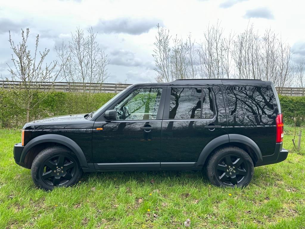 Land Rover Discovery 2.7 Tdv6 AUT 2006 Zwart 7 zit, Auto's, Land Rover, Automaat, 2404 kg, Beige, 190 pk